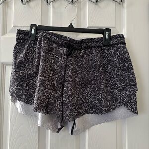 lululemon athletica Black and White Paisley Lace Print Athletic Shorts